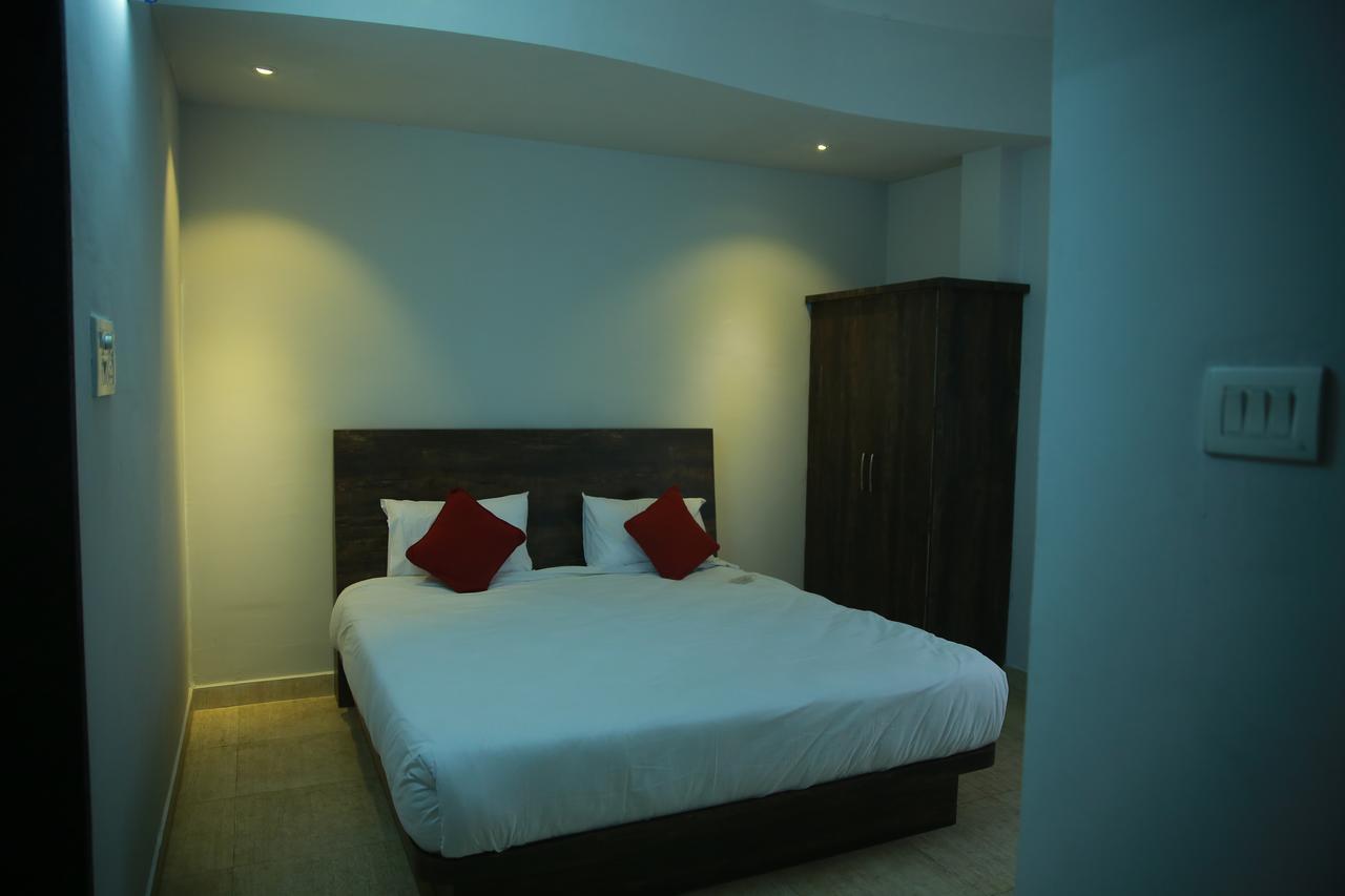 Lokis Forest Inn Hyderabad Exterior photo